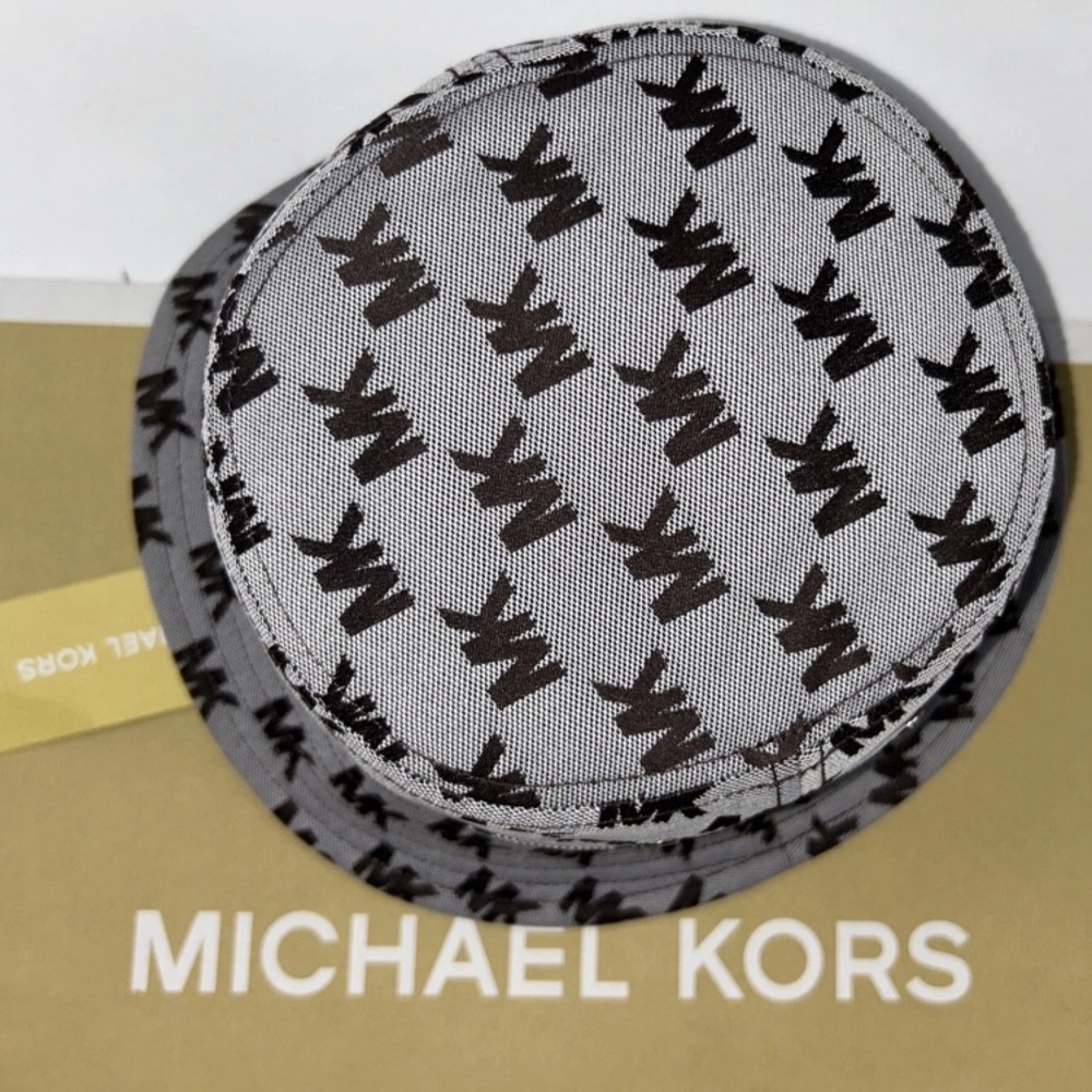 Michael Kors Chocolate Brown Monogram Bucket Hat NWT - Picture 4 of 8